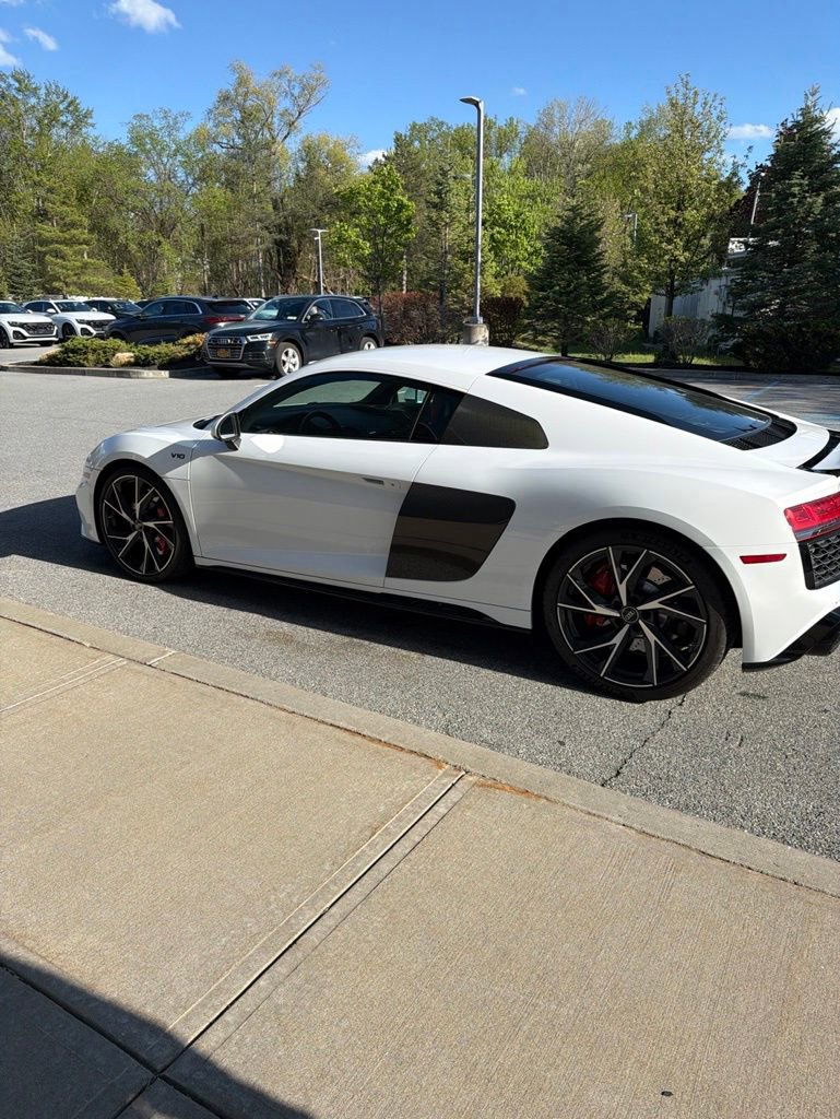 Used 2023 Audi R8 V10 performance RWD image 9
