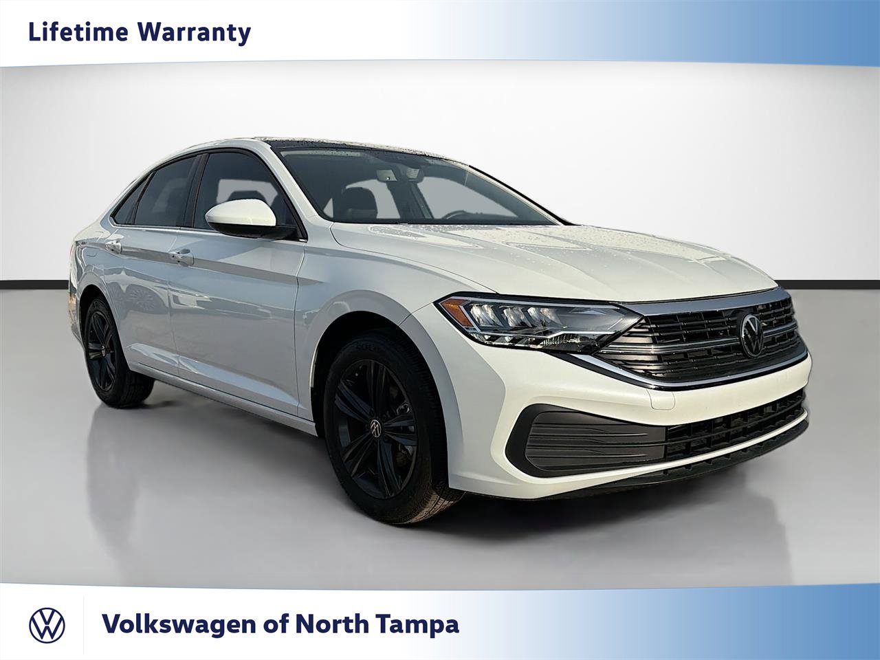 Used 2024 Volkswagen Jetta SE w/ Panoramic Sunroof Package FWD image 1