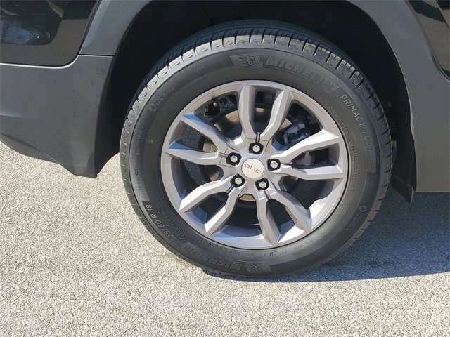 Used 2024 GMC Terrain SLT image 5