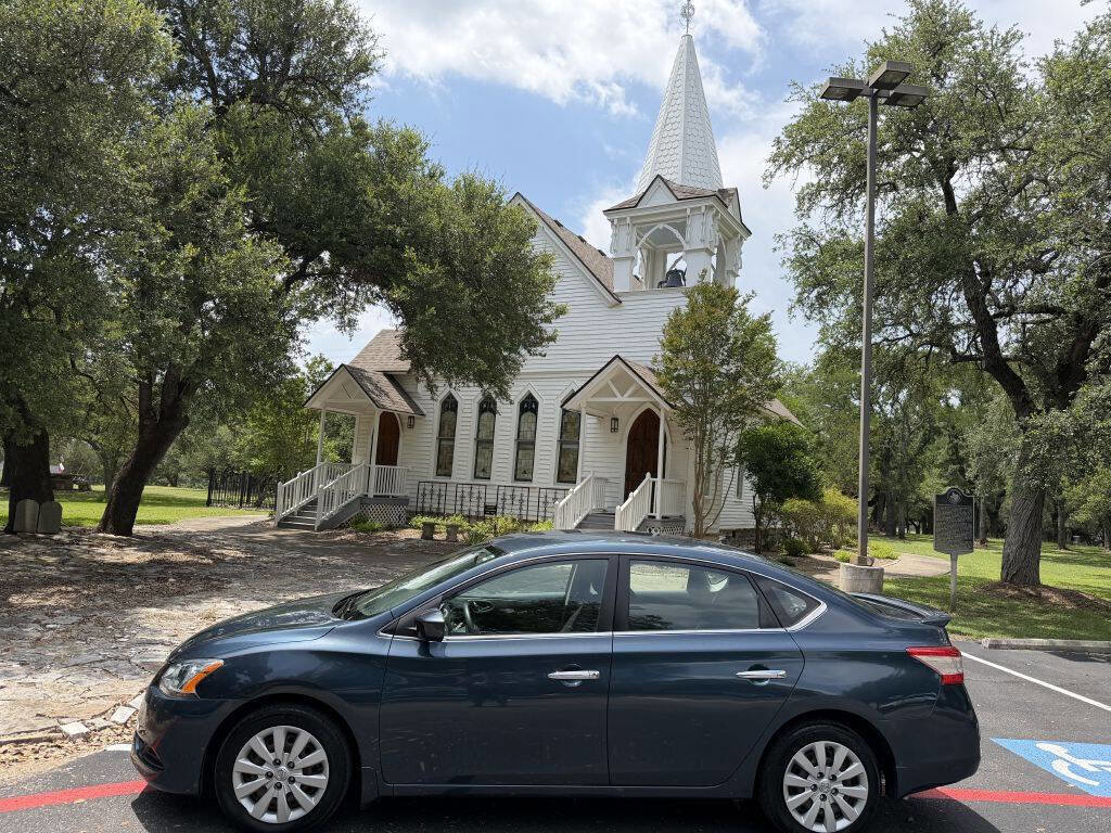 Used 2013 Nissan Sentra SV FWD image 1