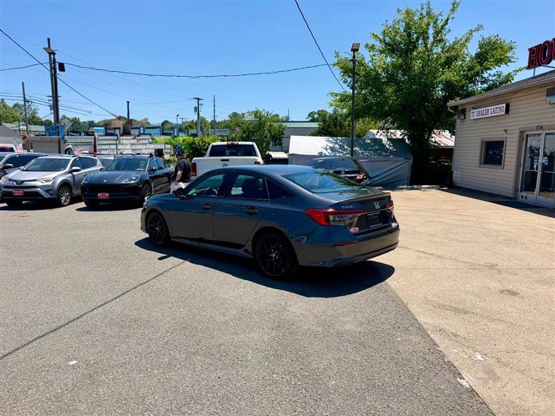Used 2022 Honda Civic Sport image 3