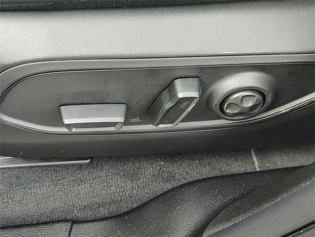 New 2026 Jeep Grand Cherokee Laredo image 15