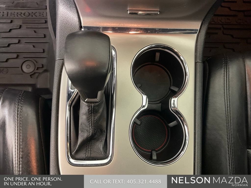Used 2019 Jeep Grand Cherokee Limited AWD/4WD image 41