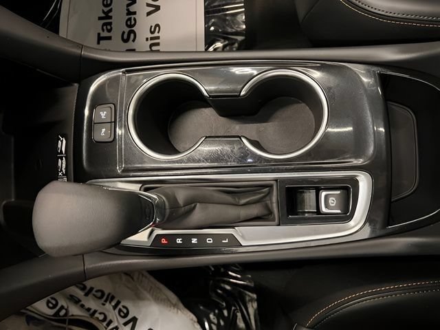 Certified 2022 Chevrolet Equinox Premier FWD image 32