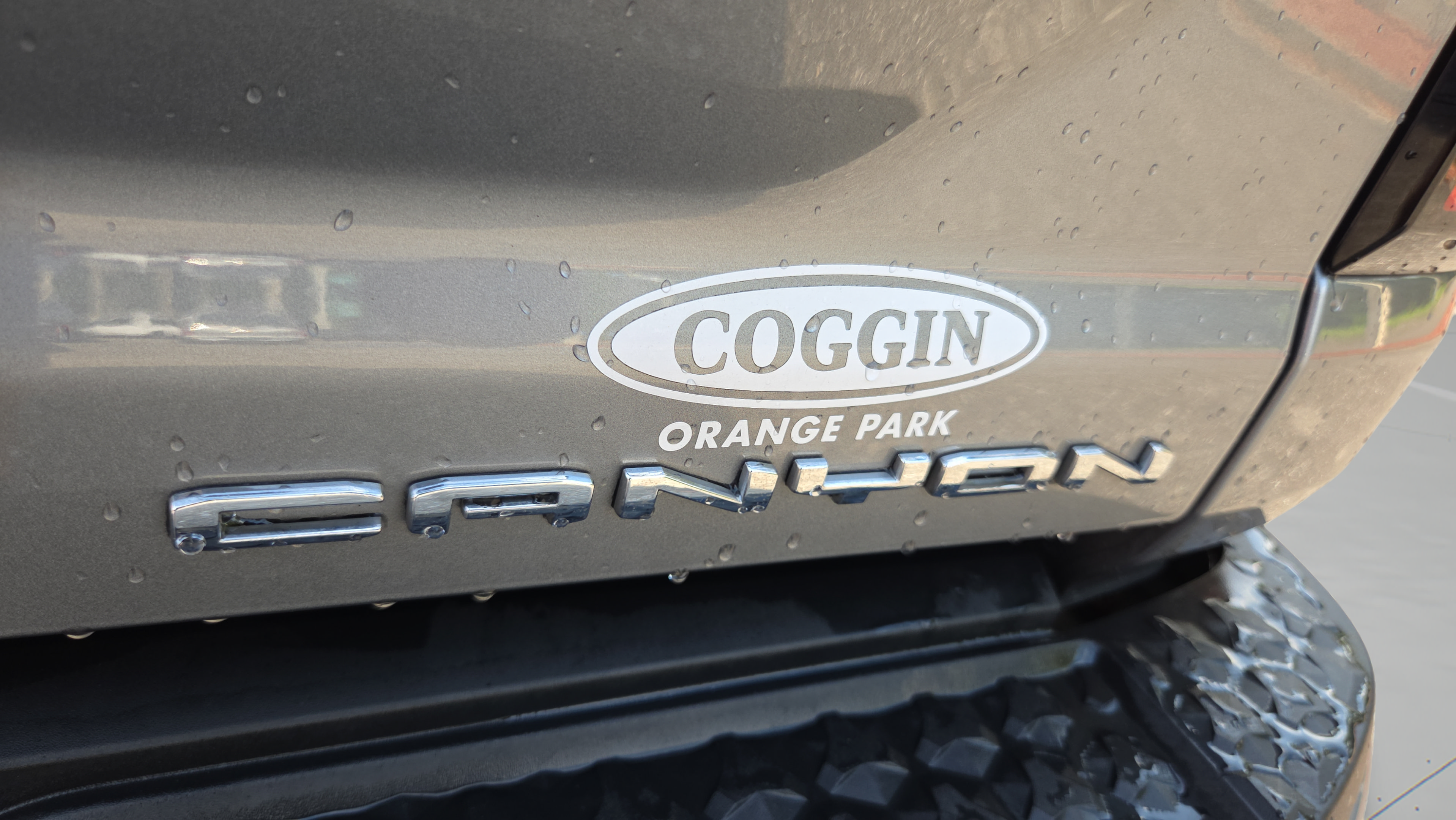 Used 2023 GMC Canyon Denali AWD/4WD image 35