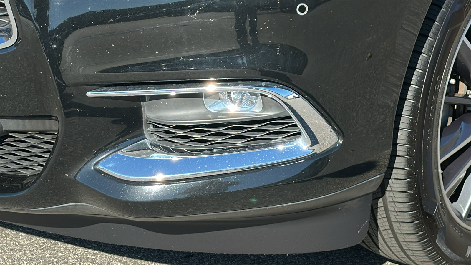 Used 2019 INFINITI QX60 Luxe w/ Sensory Package AWD/4WD image 5