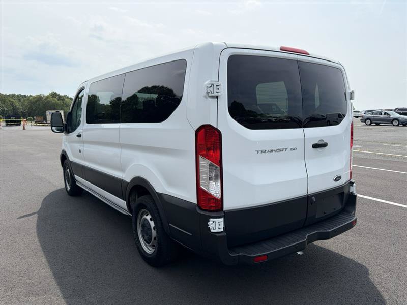 Used 2016 Ford Transit 150 XL RWD image 5