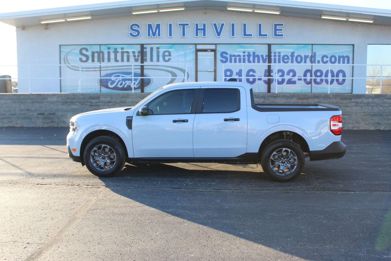 Used 2025 Ford Maverick XLT w/ Equipment Group 301A image 3