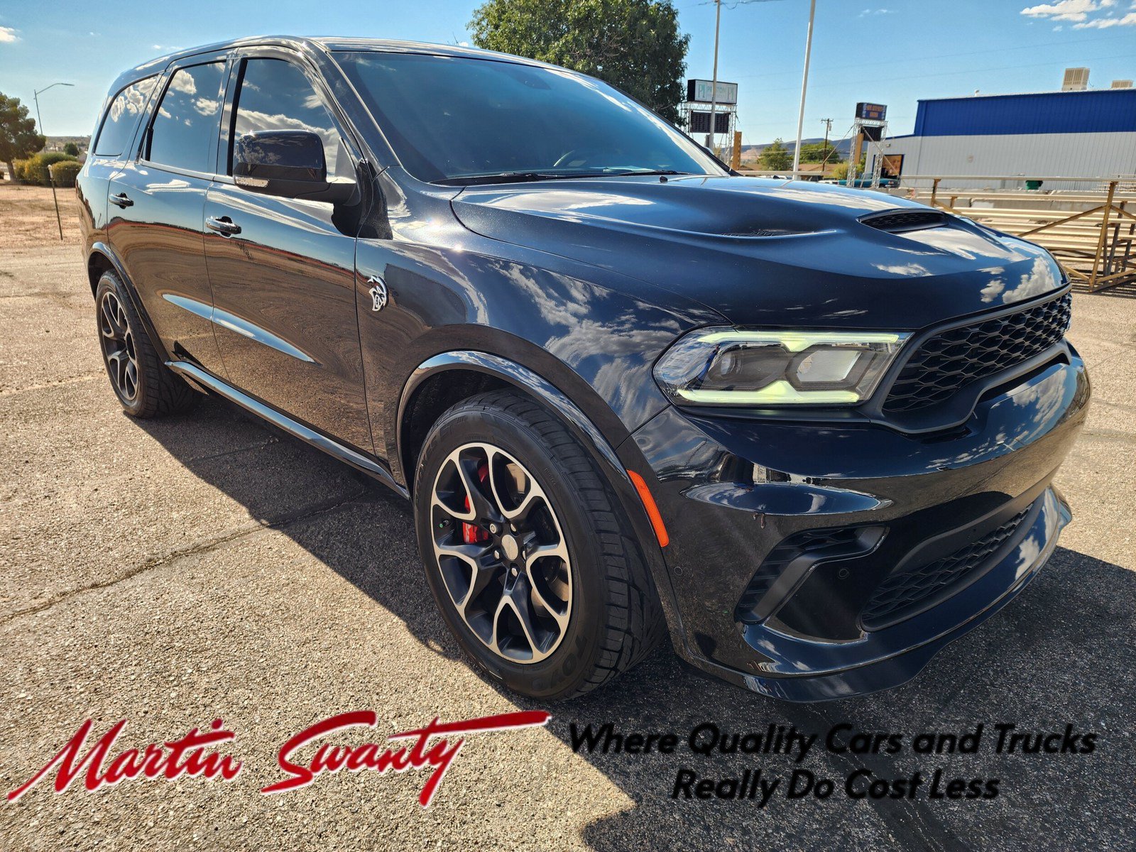 Used 2025 Dodge Durango SRT Hellcat w/ Trailer Tow Group IV AWD/4WD image 1