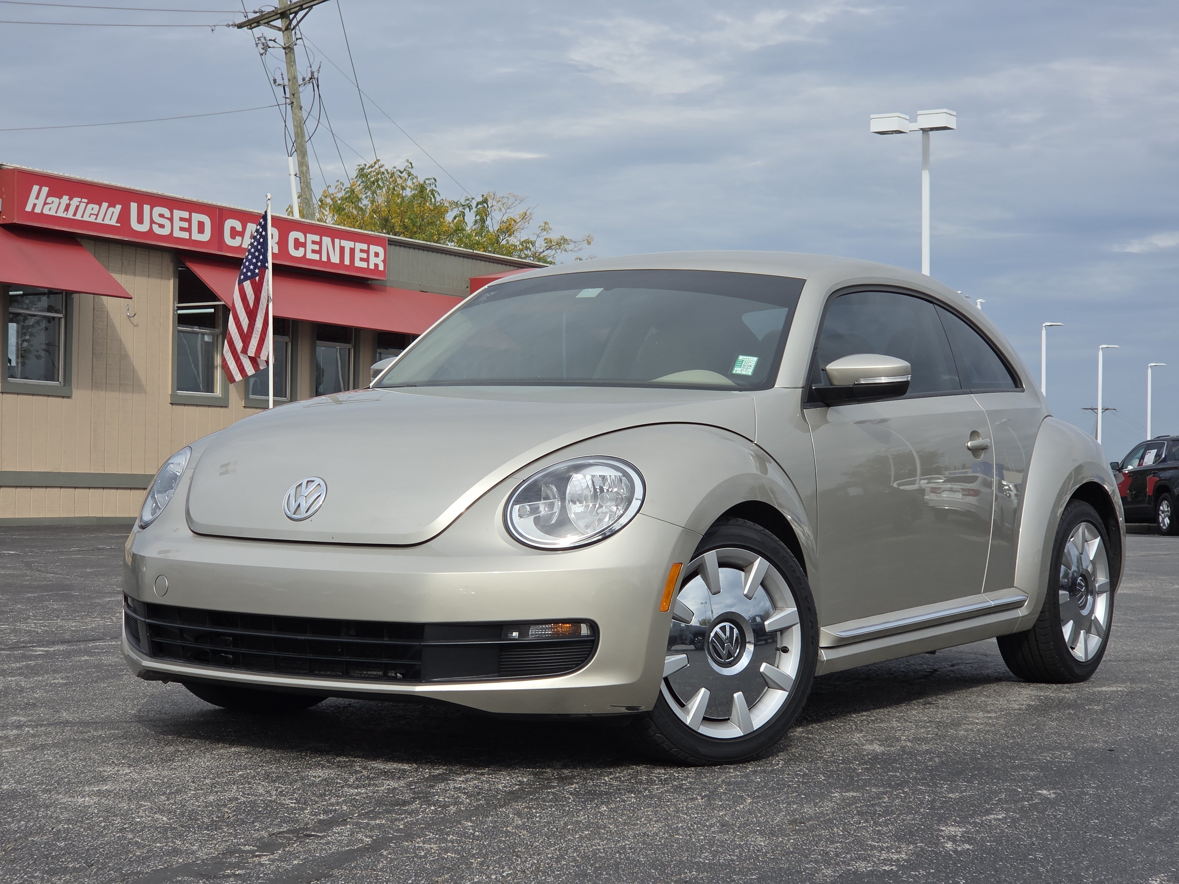 Used 2012 Volkswagen Beetle 2.5 FWD image 2