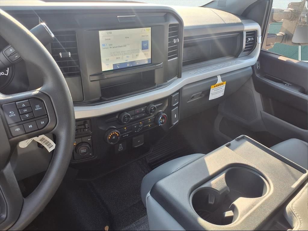 New 2026 Ford F450 XL w/ XL Chrome Package AWD/4WD image 6