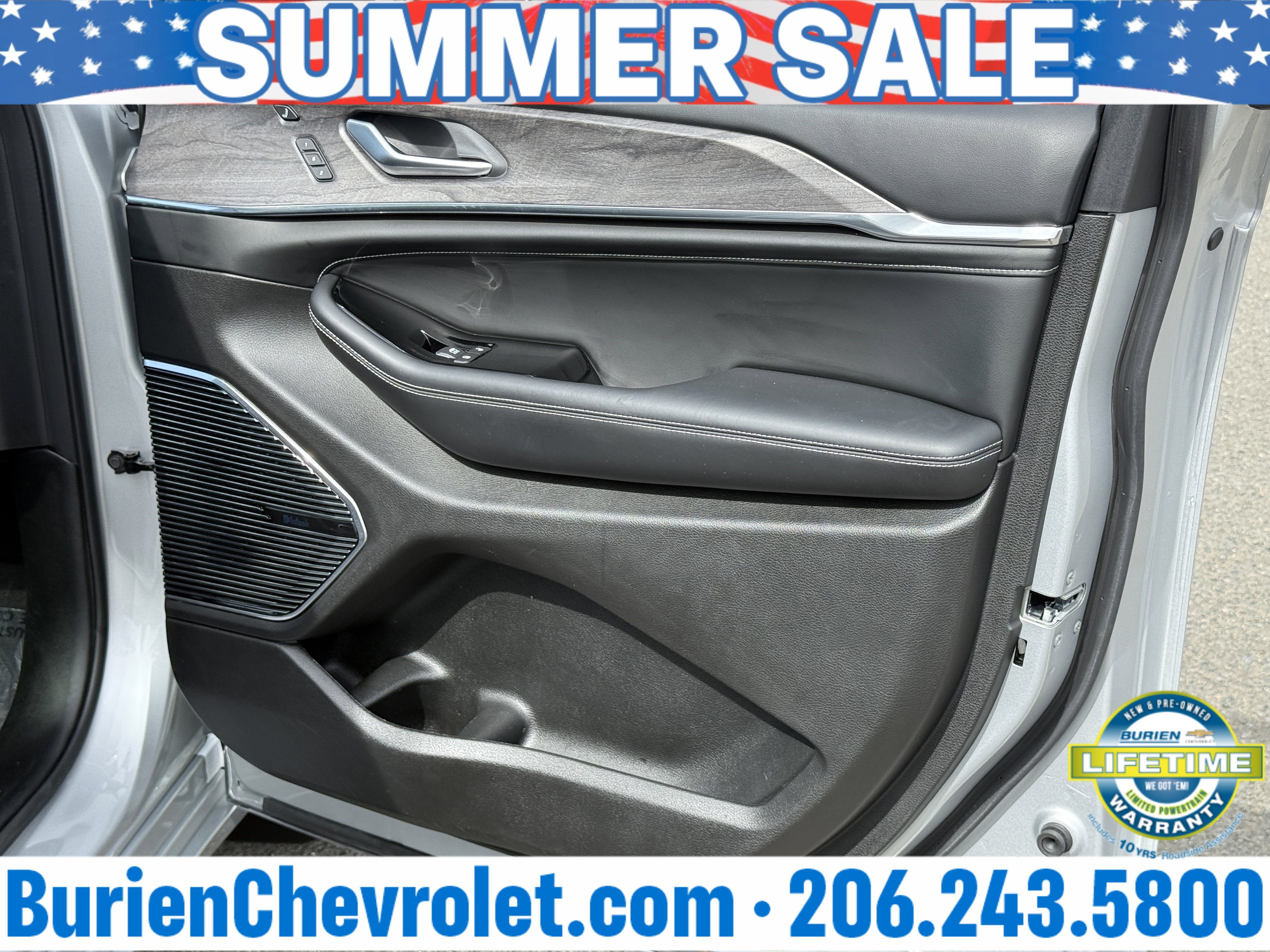 Used 2022 Jeep Grand Cherokee Overland w/ Adv Protech Group III AWD/4WD image 20
