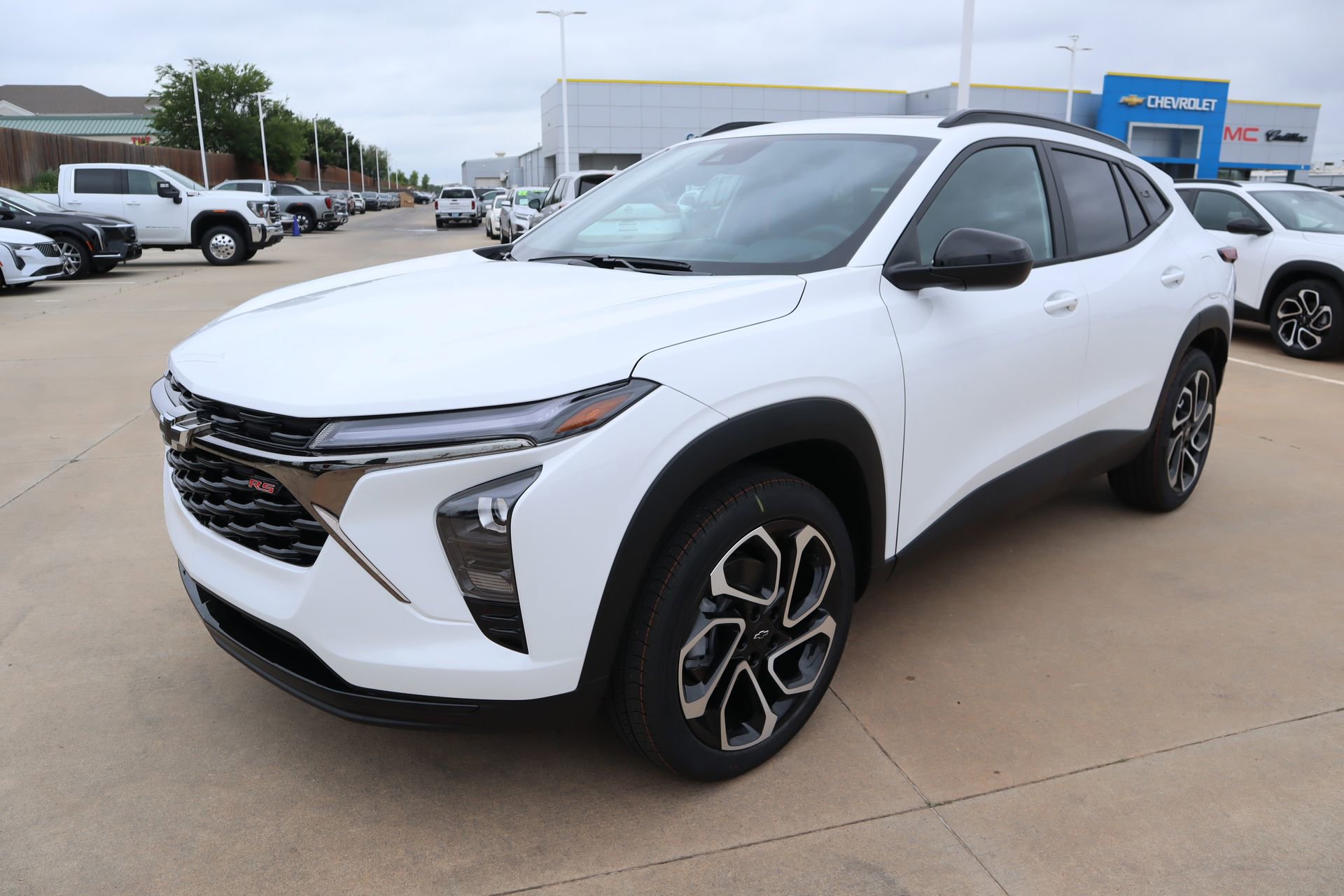 New 2026 Chevrolet Trax RS w/ Sunroof Package FWD image 13