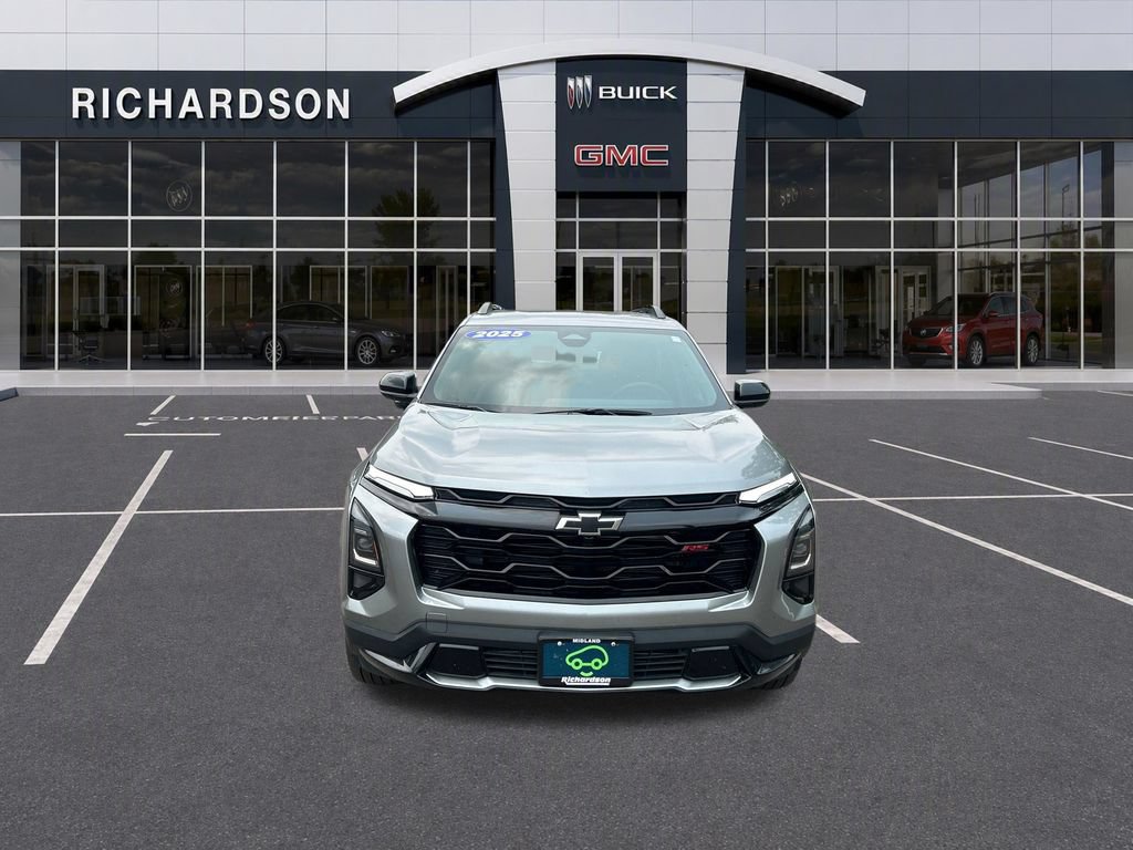 Used 2025 Chevrolet Equinox RS AWD/4WD image 8