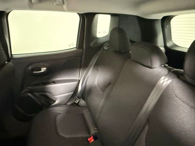 Used 2023 Jeep Renegade Latitude AWD/4WD image 37