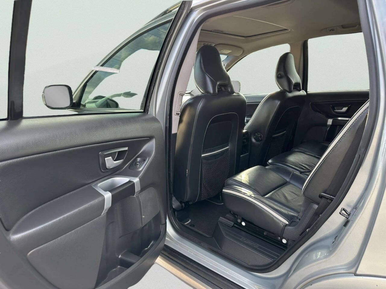 Used 2010 Volvo XC90 3.2 R-Design AWD/4WD image 17
