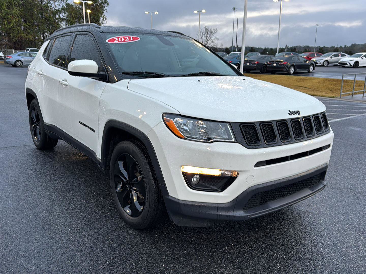 Used 2021 Jeep Compass Latitude image 6