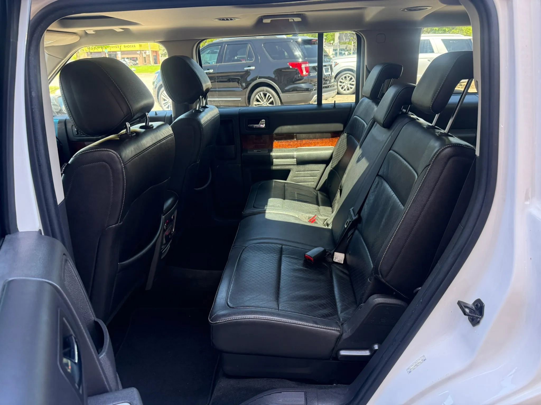 Used 2011 Ford Flex Limited w/ Rapid Spec Order Code AWD/4WD image 27