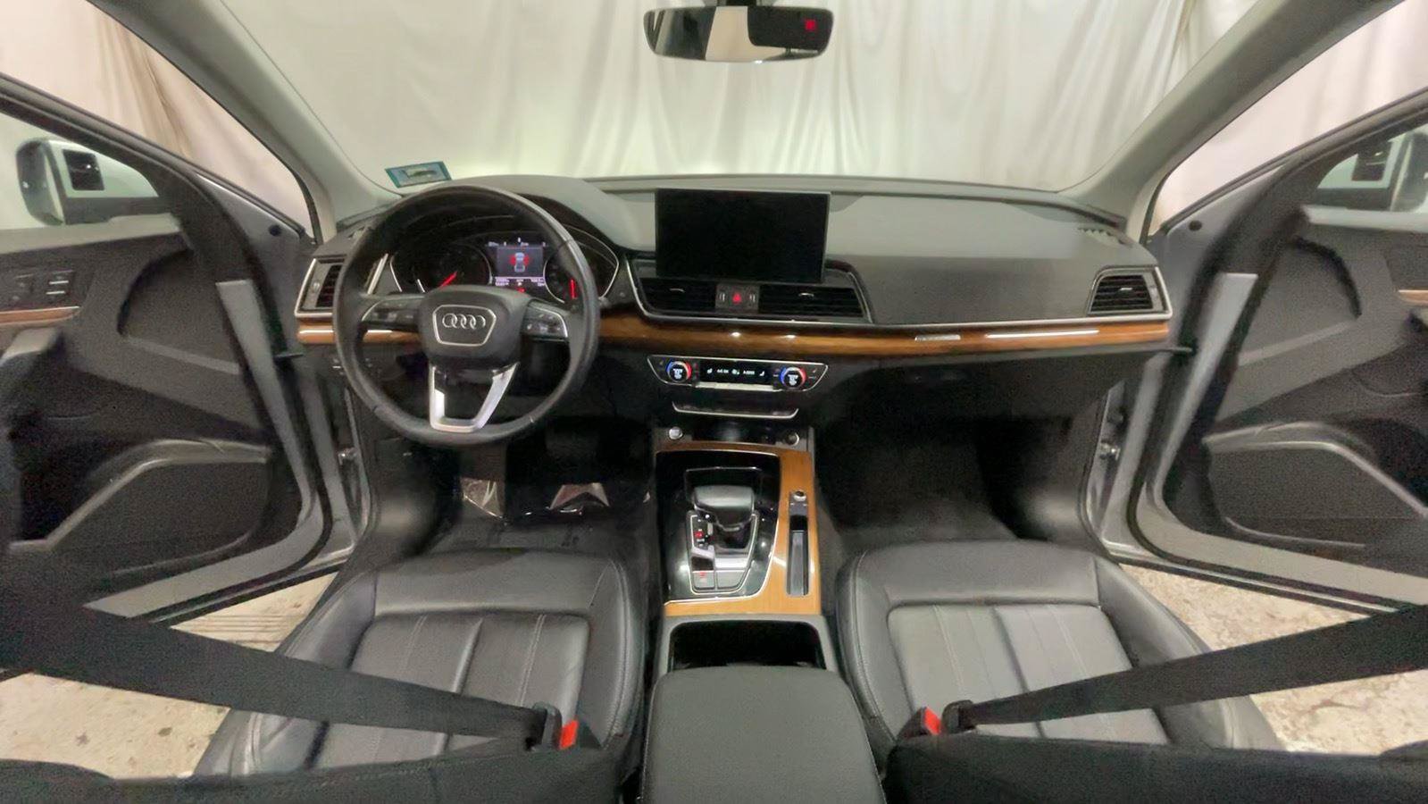 Used 2021 Audi Q5 2.0T Premium w/ Convenience Package AWD/4WD image 25