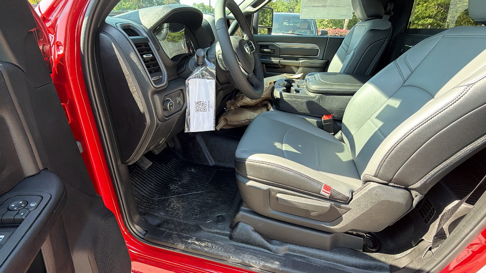 New 2026 RAM 3500 Tradesman w/ Safety Group AWD/4WD image 16