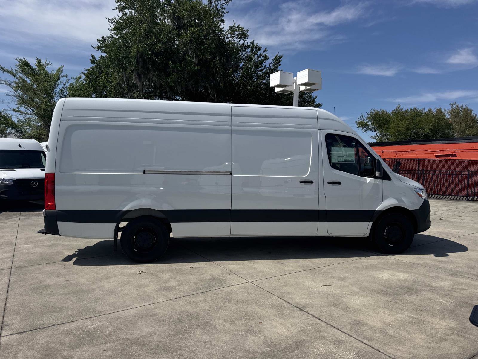 New 2025 Mercedes-Benz Sprinter 2500 image 2