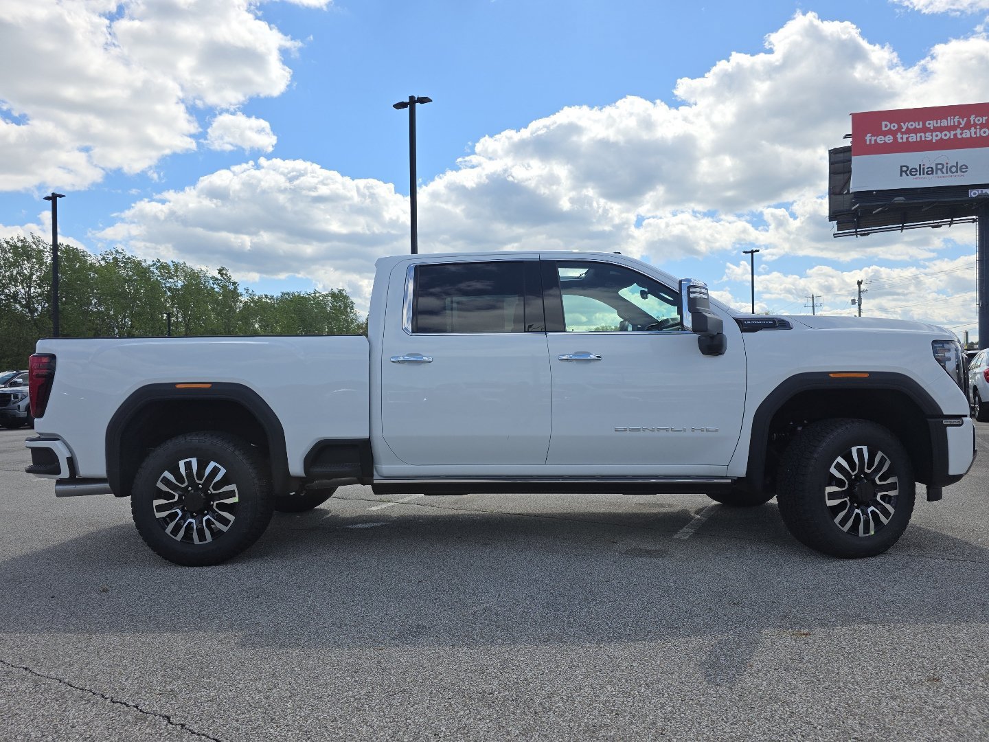 New 2026 GMC Sierra 2500 Denali Ultimate AWD/4WD image 21