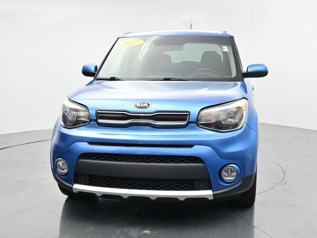 Used 2017 Kia Soul + w/ Designer's Package FWD image 3