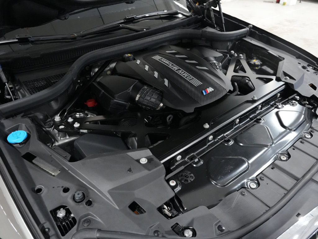 Used 2023 BMW X5 M w/ Executive Package AWD/4WD image 39