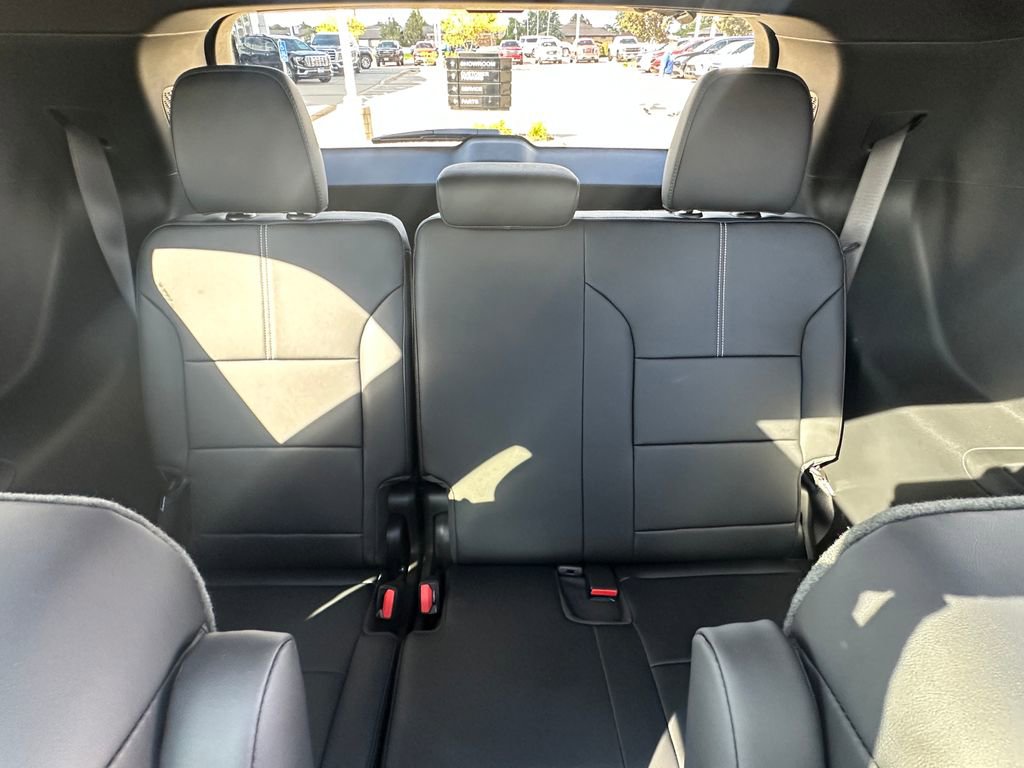 New 2026 GMC Acadia Elevation w/ Elevation Premium Package image 32