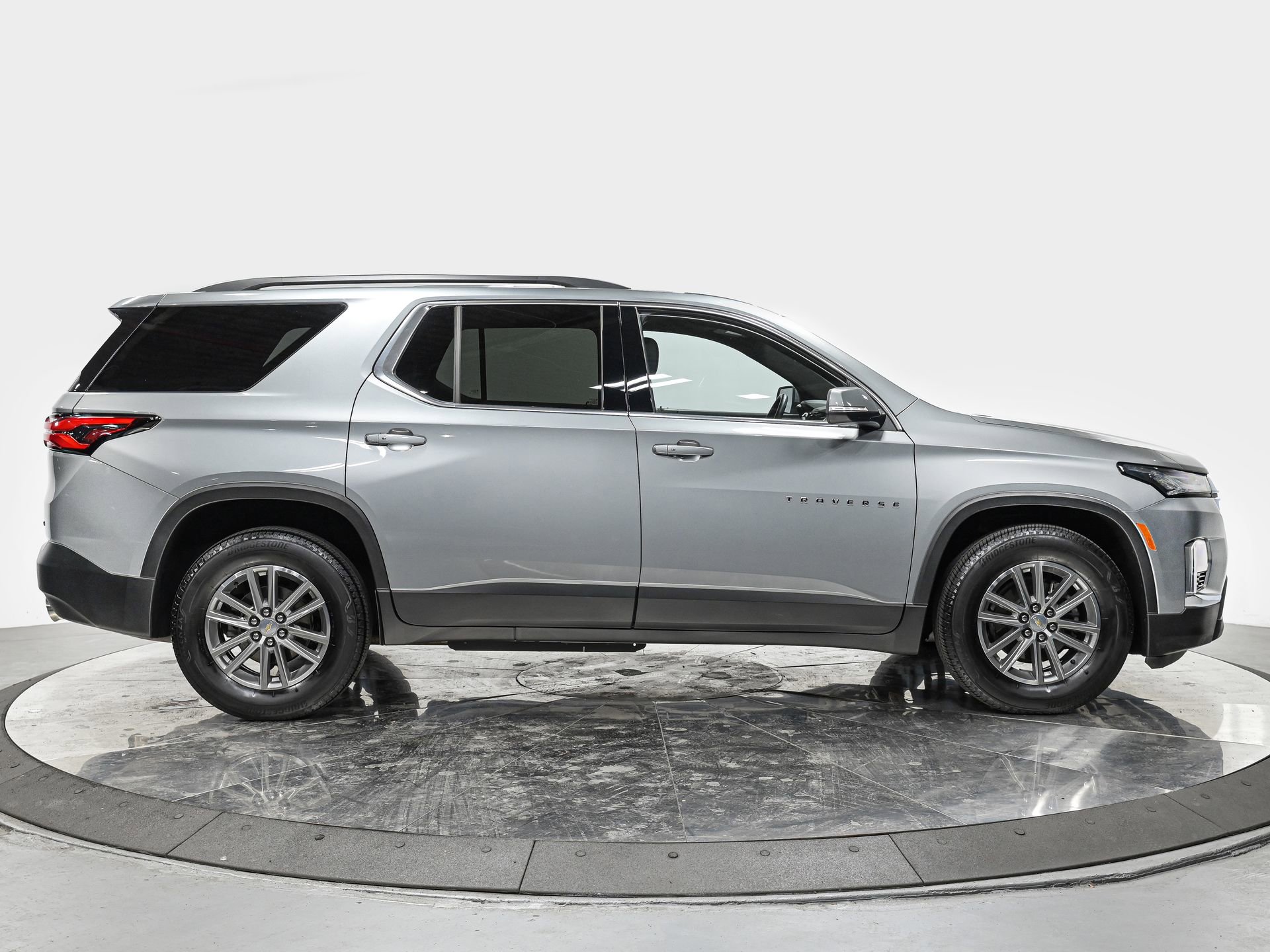 Used 2023 Chevrolet Traverse LT w/ LPO, Floor Liner Package image 8