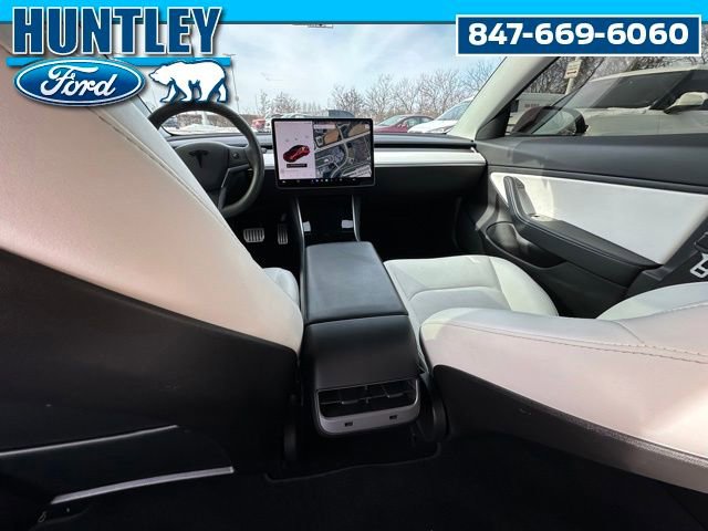 Used 2020 Tesla Model 3 Performance image 17