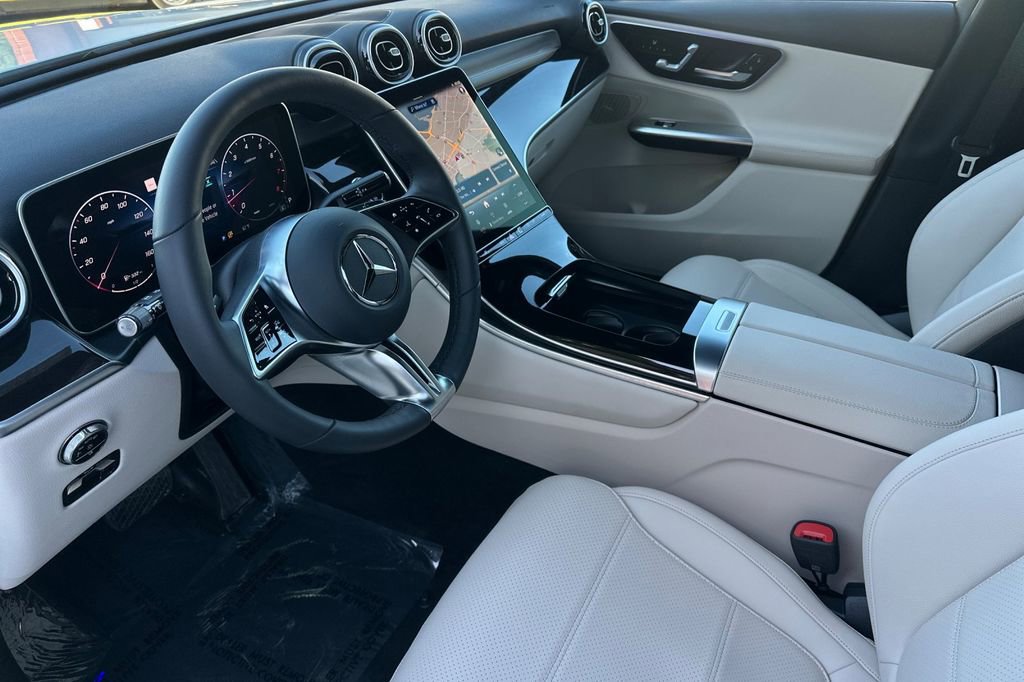 Certified 2026 Mercedes-Benz GLC 300 image 10