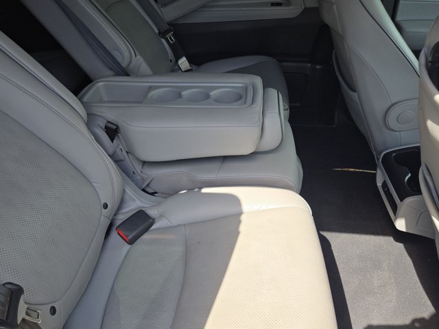 Used 2022 Honda Odyssey Elite image 23