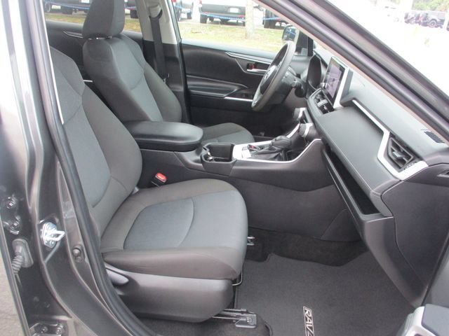 Used 2024 Toyota RAV4 XLE FWD image 15