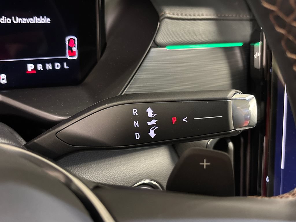 New 2026 GMC Acadia AT4 w/ Luxury Package AWD/4WD image 37