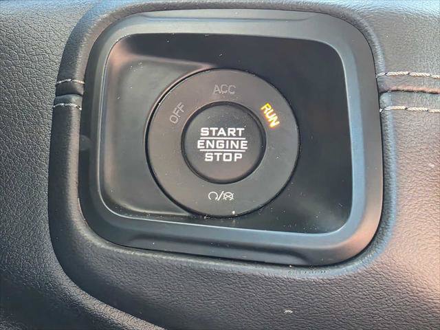 Used 2024 Jeep Wrangler Unlimited Rubicon 4xe AWD/4WD image 33