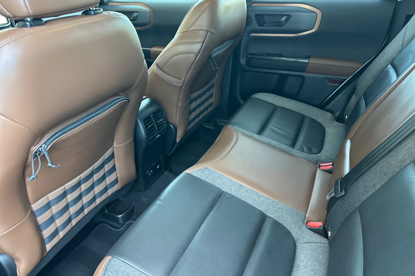 Used 2022 Ford Bronco Sport Outer Banks w/ Tech Package AWD/4WD image 11