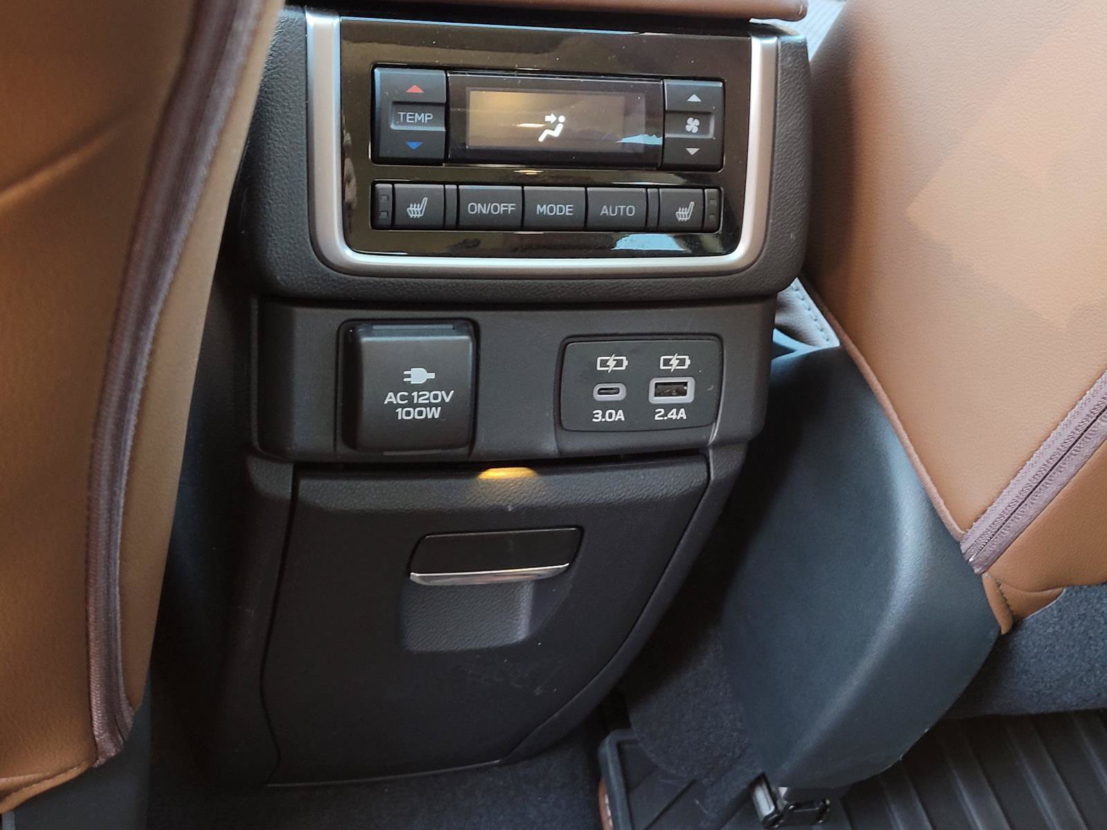 Used 2025 Subaru Ascent Touring w/ Popular Package #2 AWD/4WD image 25