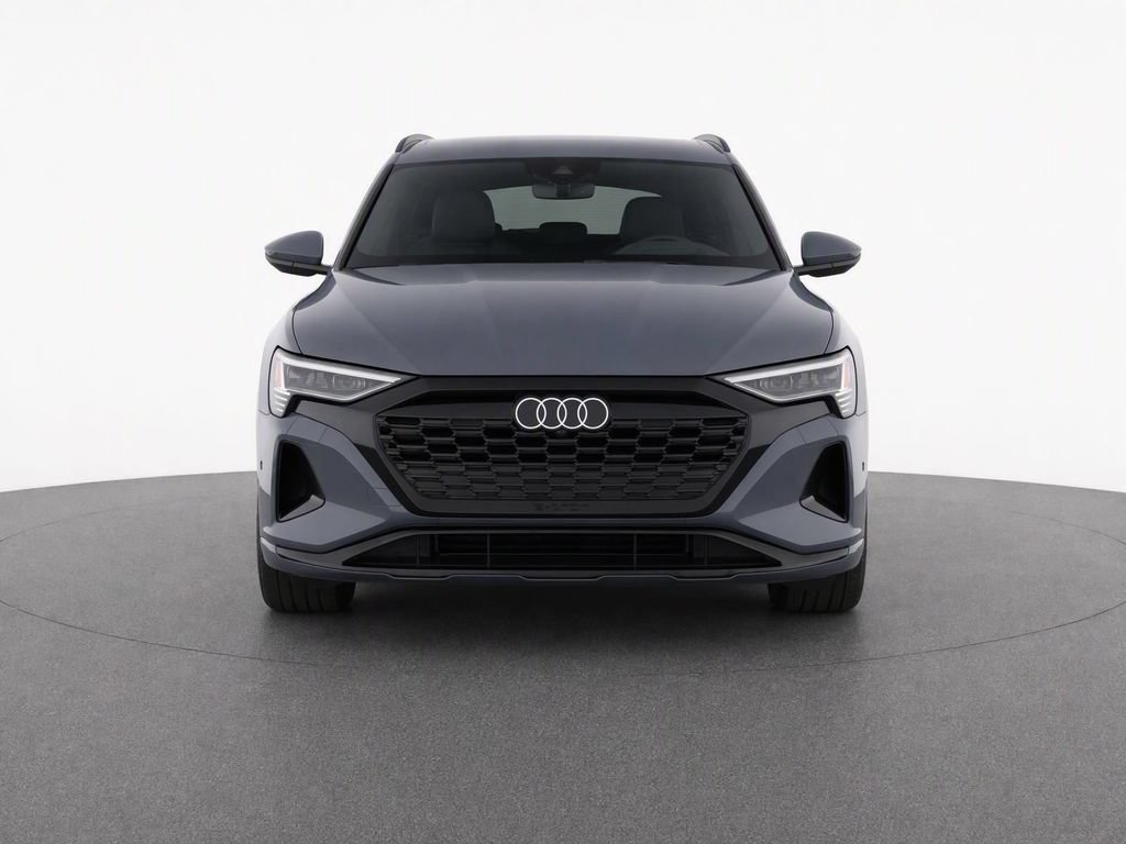 Used 2024 Audi Q8 e-tron Prestige w/ Prestige Package AWD/4WD image 5