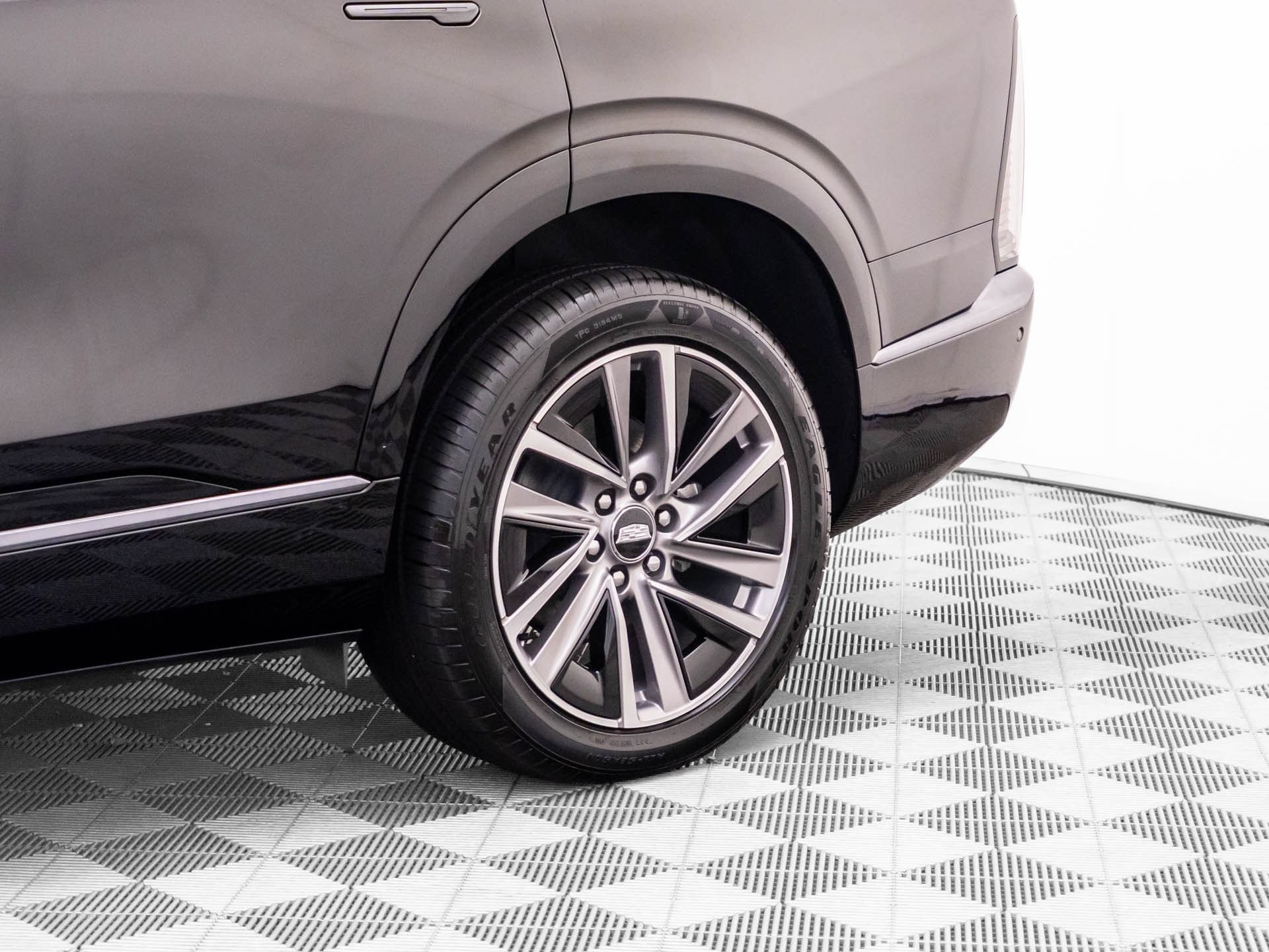 New 2027 Cadillac Vistiq Sport AWD/4WD image 33