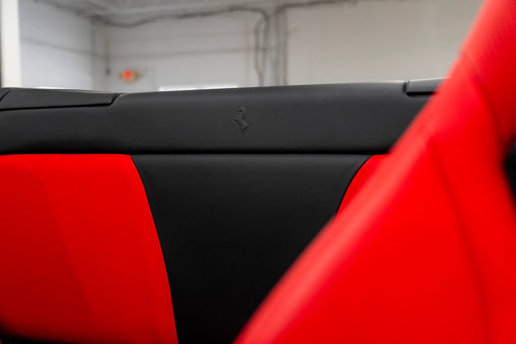 Used 2020 Ferrari Portofino RWD image 86