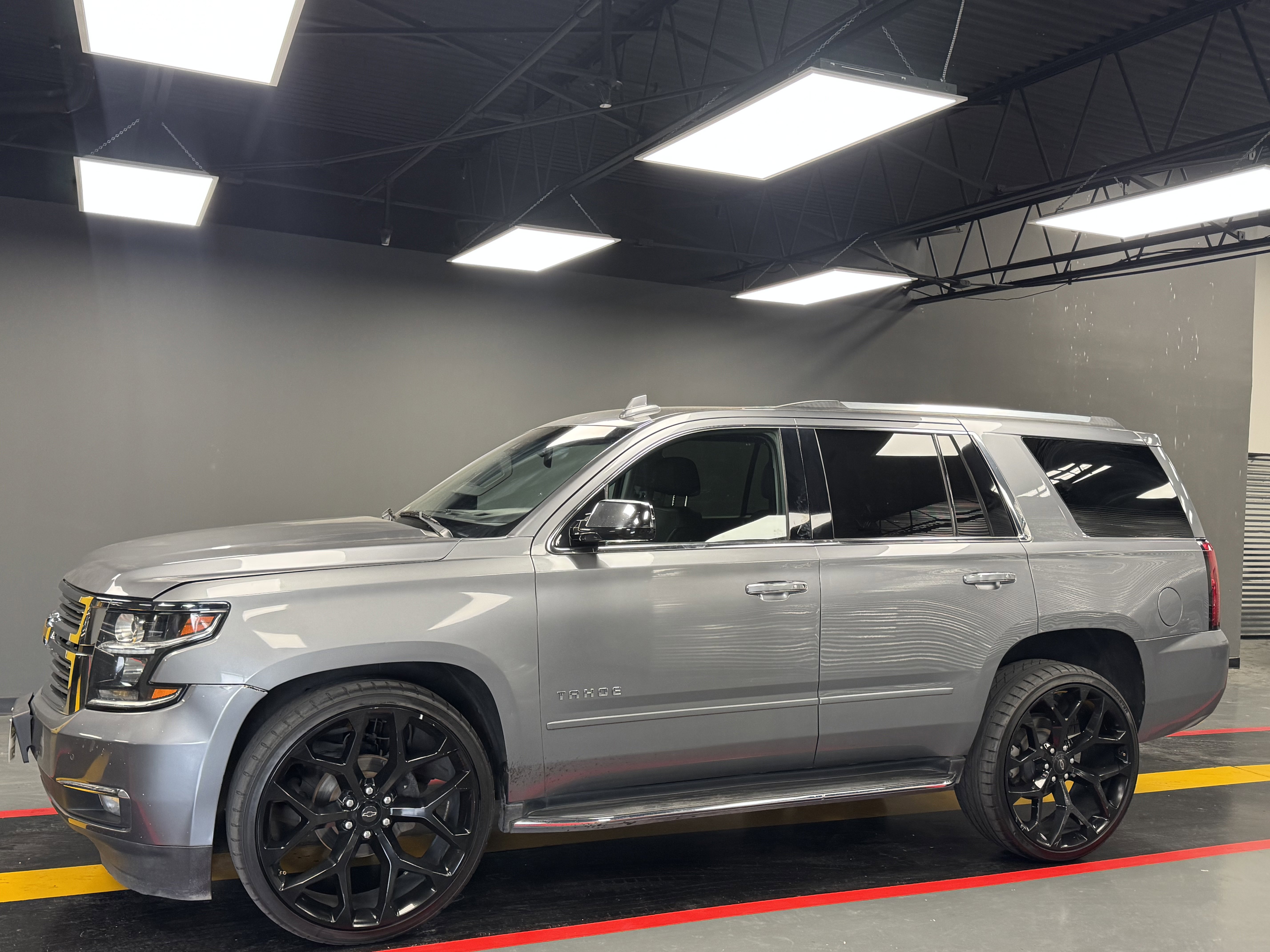 Used 2020 Chevrolet Tahoe Premier image 2