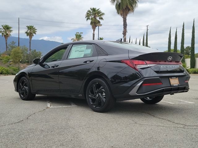 New 2026 Hyundai Elantra Sport FWD image 27