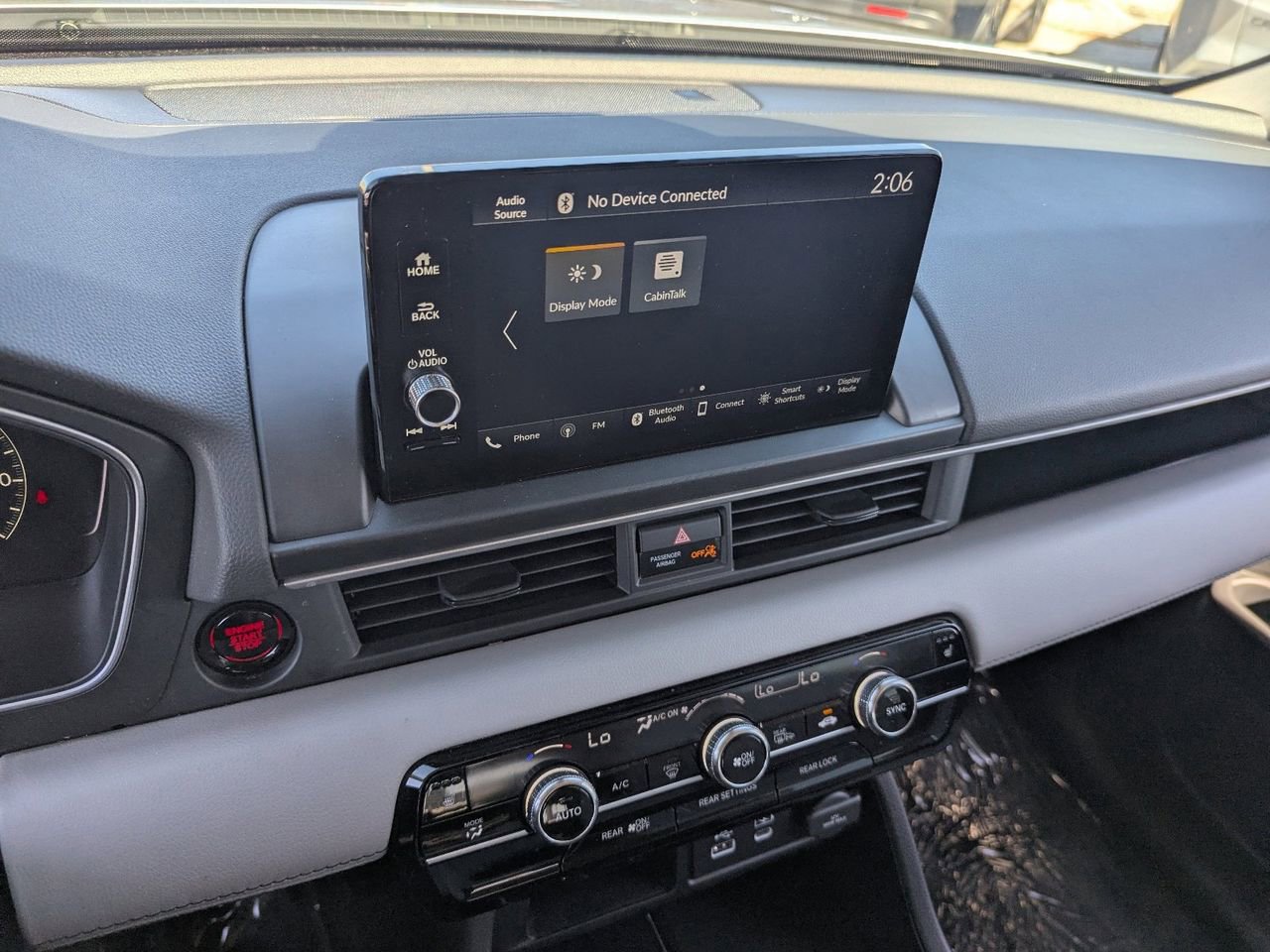 Used 2025 Honda Pilot EX-L image 23