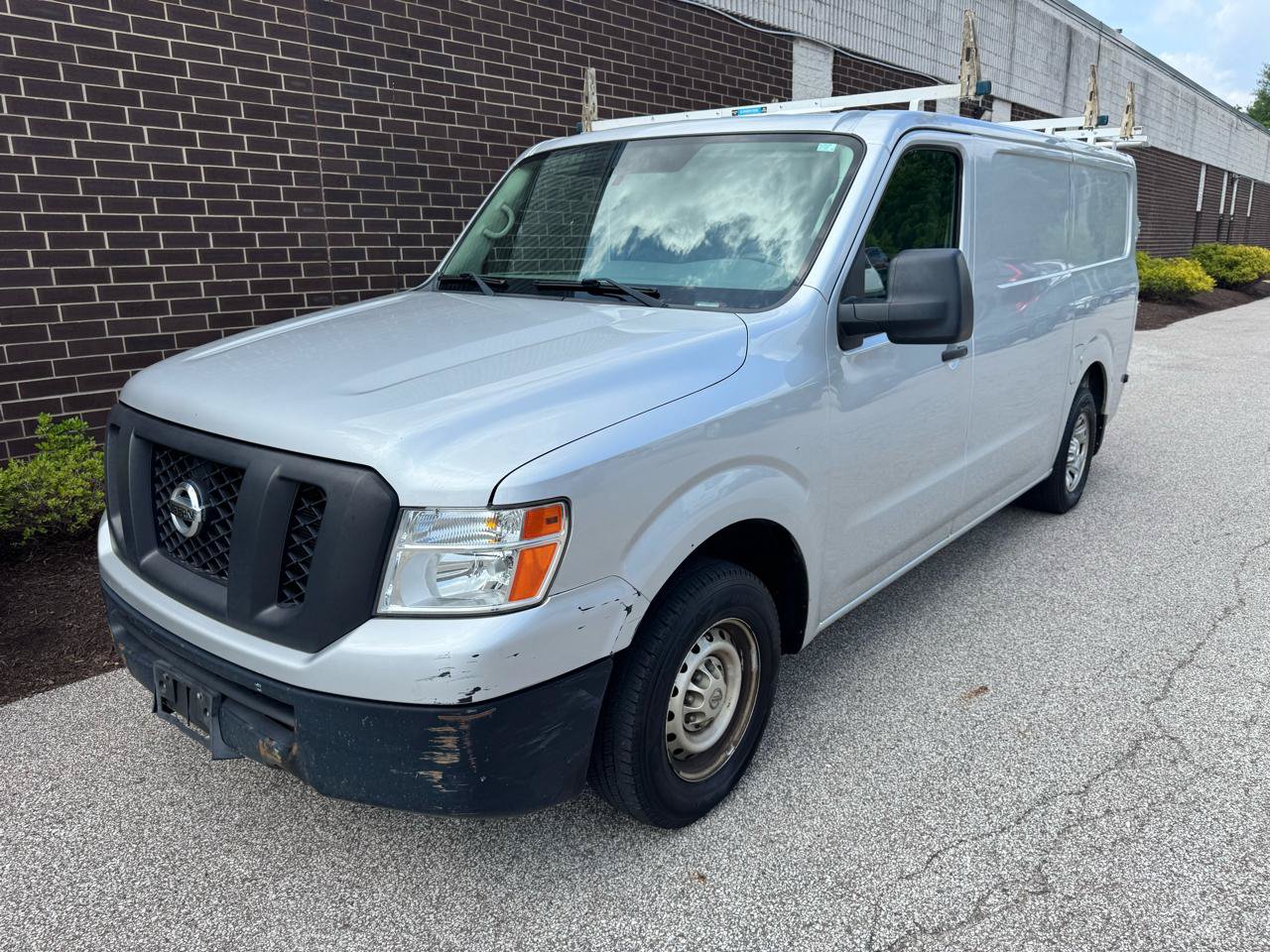Used 2018 Nissan NV 2500 S RWD image 24