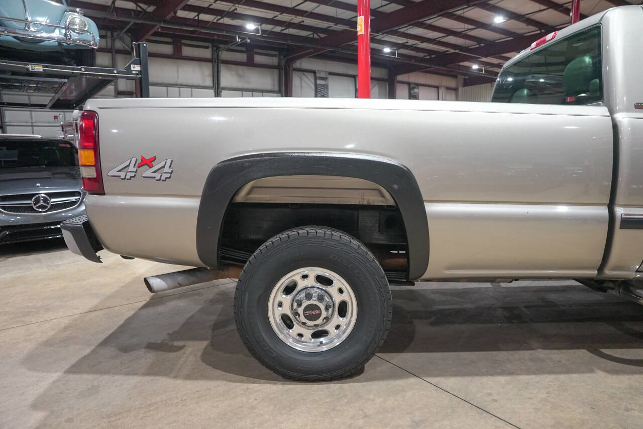 Used 2001 Chevrolet Silverado 2500 4x4 Regular Cab image 9