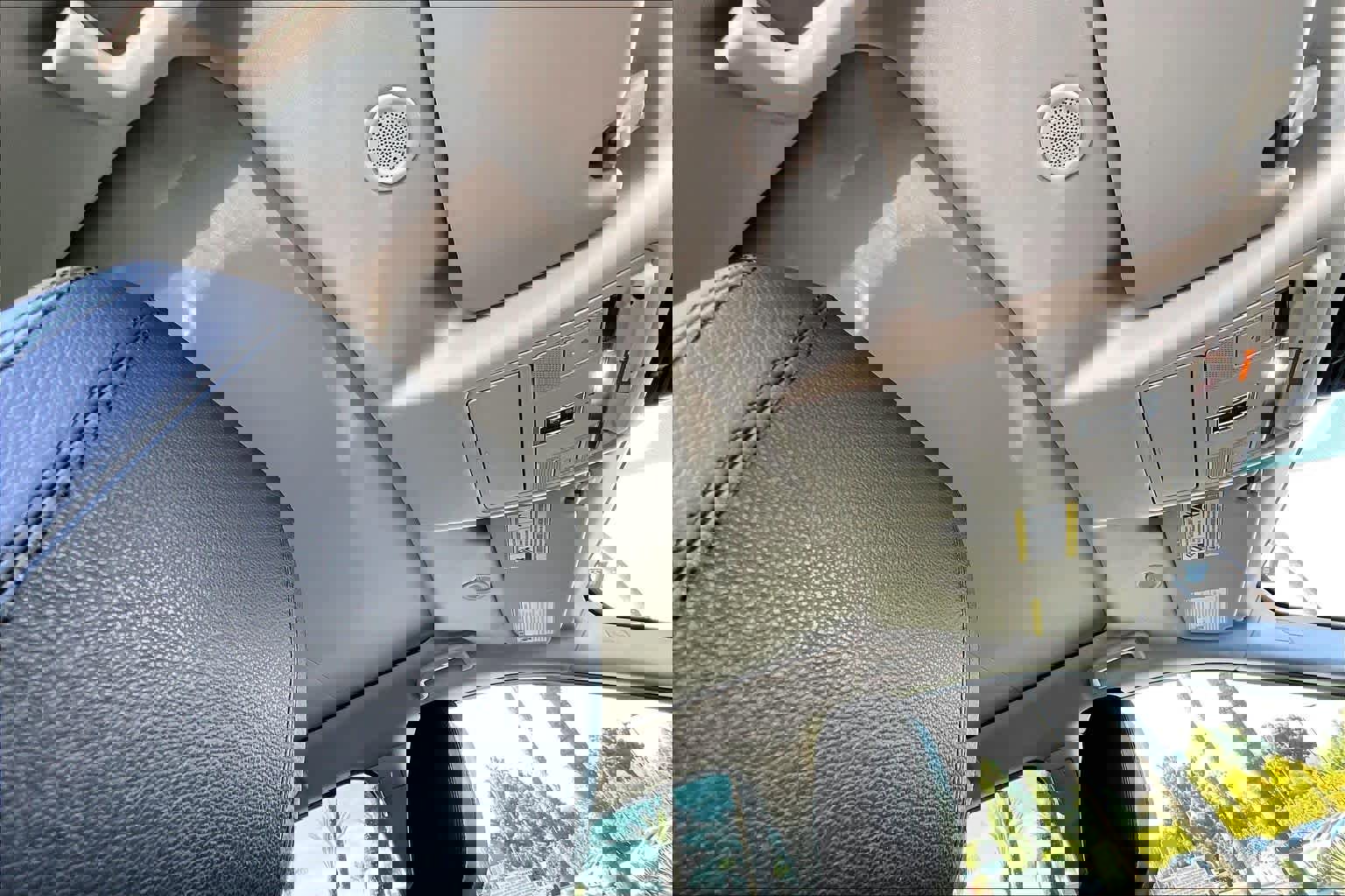 Used 2021 Land Rover Discovery Sport S image 13