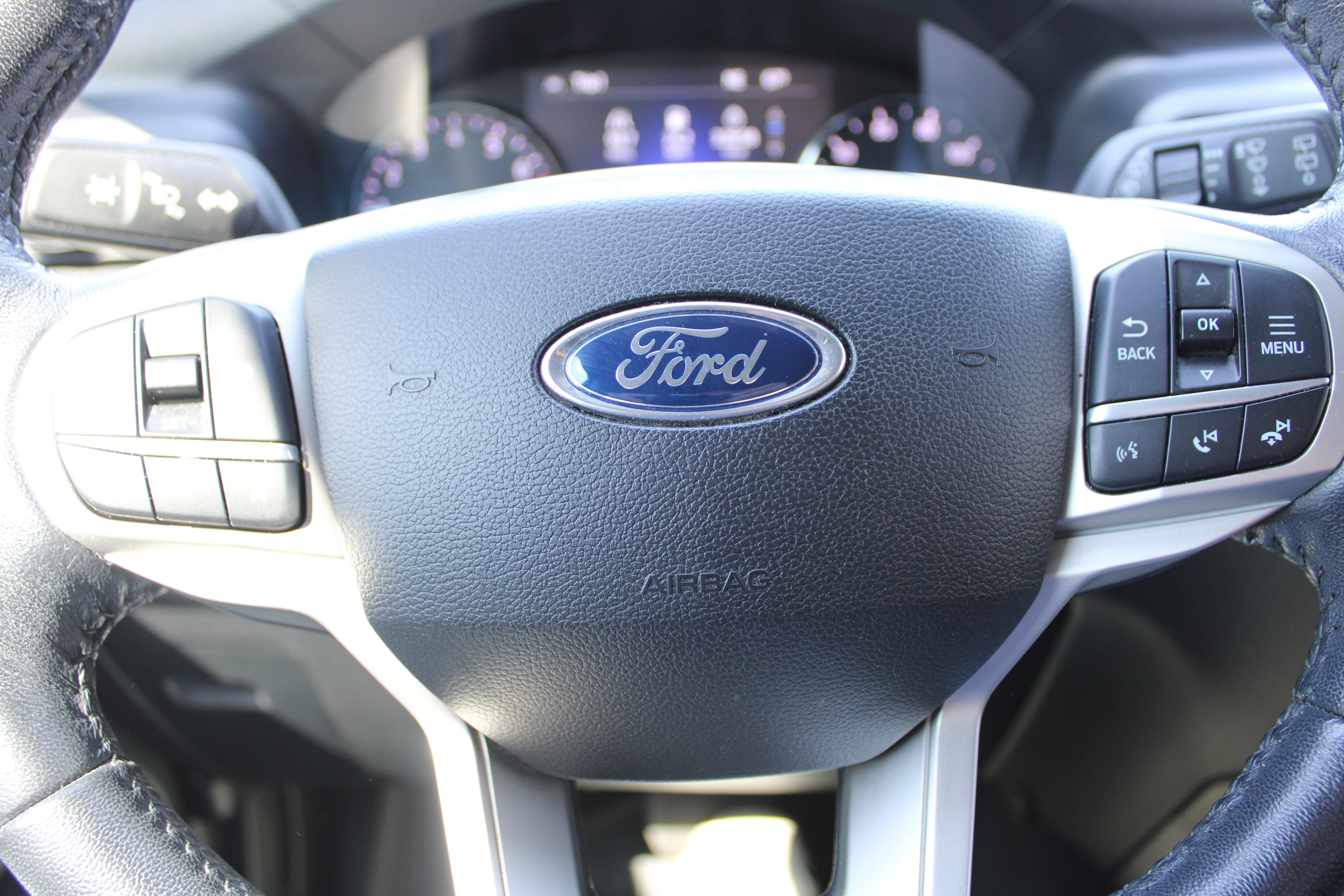 Used 2021 Ford Explorer XLT image 20