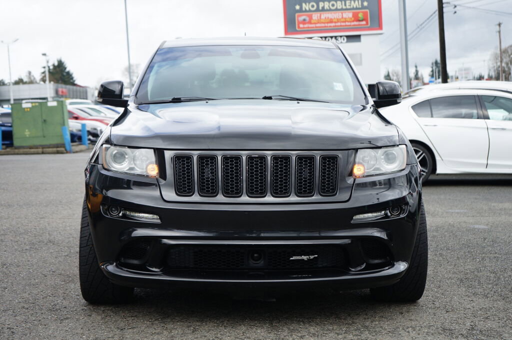 Used 2012 Jeep Grand Cherokee SRT8 w/ Luxury Group II image 10