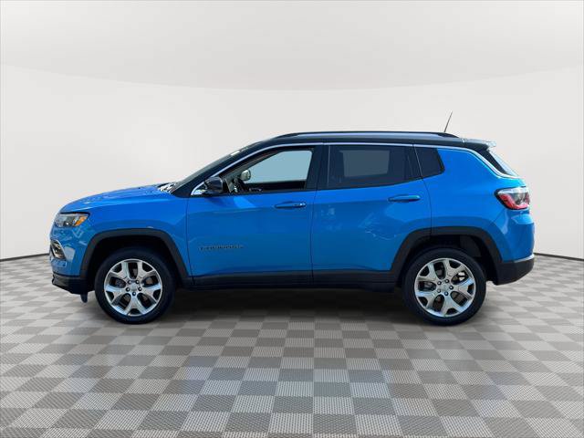 Used 2022 Jeep Compass Limited AWD/4WD image 3